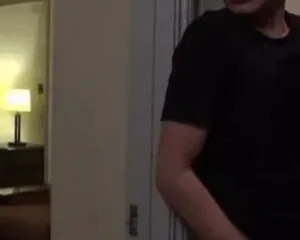 Chị của người yêu tôi đã khiêu gợi tôi