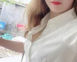 Clip Trang 92 cô chủ tiệm xăm hot nhất hôm nay