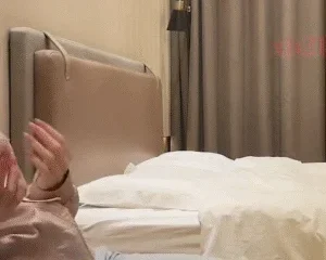 Full clip thiếu gia tán gái: một cọc tiền và lên giường ngay, không một động tác thừa